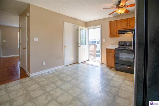 211 Bishop Lane, Elizabethtown, KY 42701