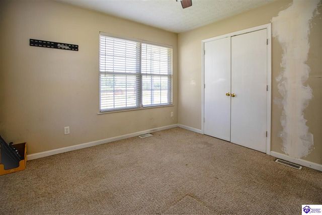 211 Bishop Lane, Elizabethtown, KY 42701