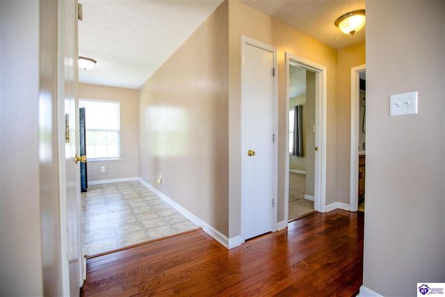 211 Bishop Lane, Elizabethtown, KY 42701