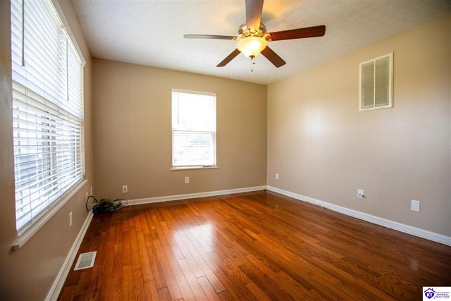 211 Bishop Lane, Elizabethtown, KY 42701