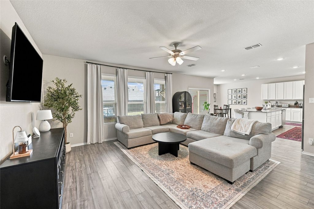 7700 Gangway Drive, Fort Worth, TX 76179 — photo 4
