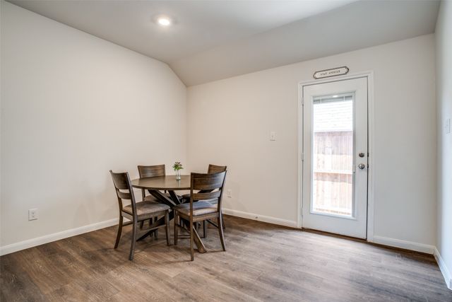 3916 Oak Creek Circle, Denison, TX 75020