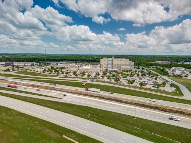 3916 Oak Creek Circle, Denison, TX 75020