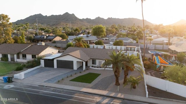 10618 N 27TH Street, Phoenix, AZ 85028