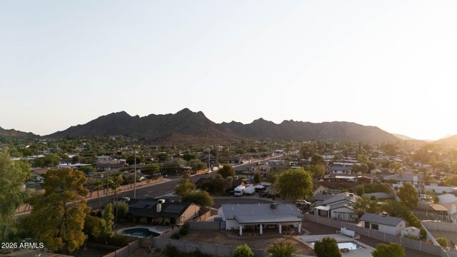 10618 N 27TH Street, Phoenix, AZ 85028