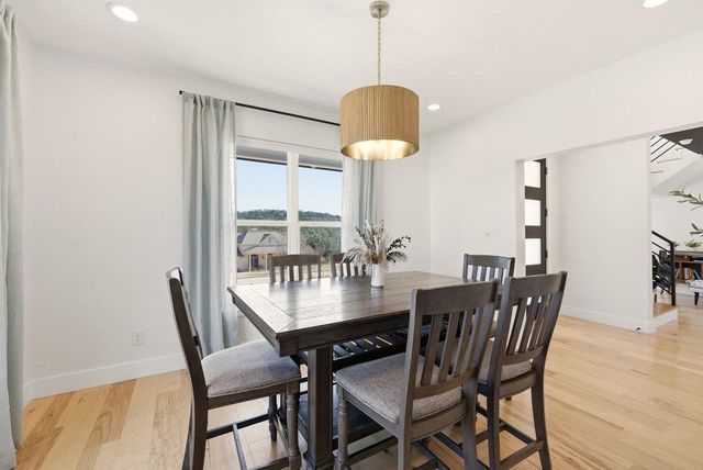 708 Newport DR, Spicewood, TX 78669