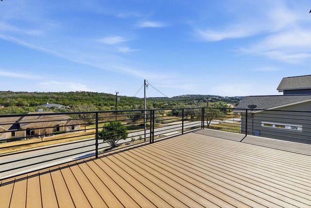 708 Newport DR, Spicewood, TX 78669