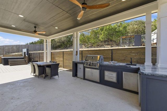 708 Newport DR, Spicewood, TX 78669