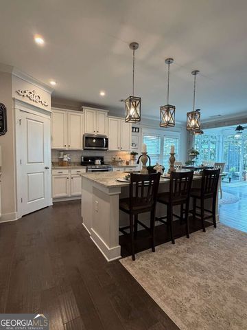 609 Longleaf Trace, Canton, GA 30114