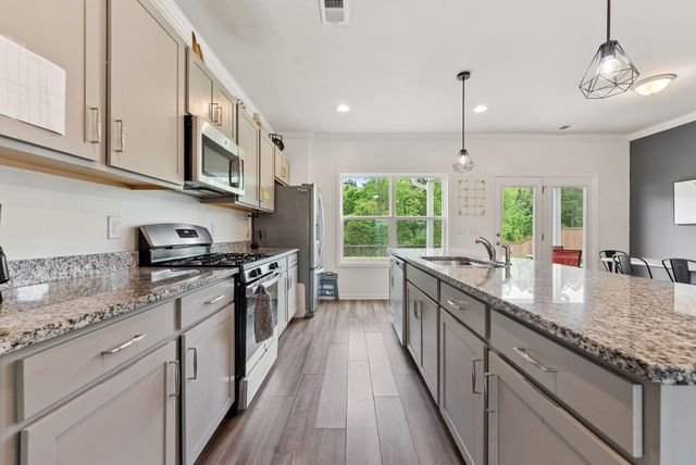 212 Torslanda Lane, Summerville, SC 29486