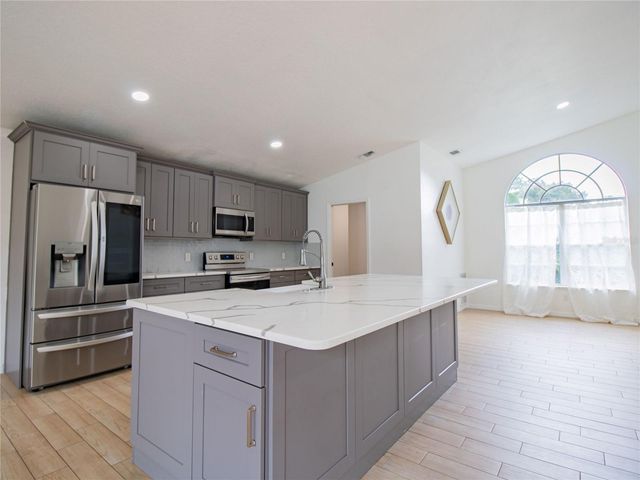 31439 STIRRUP LANE, Wesley Chapel, FL 33543