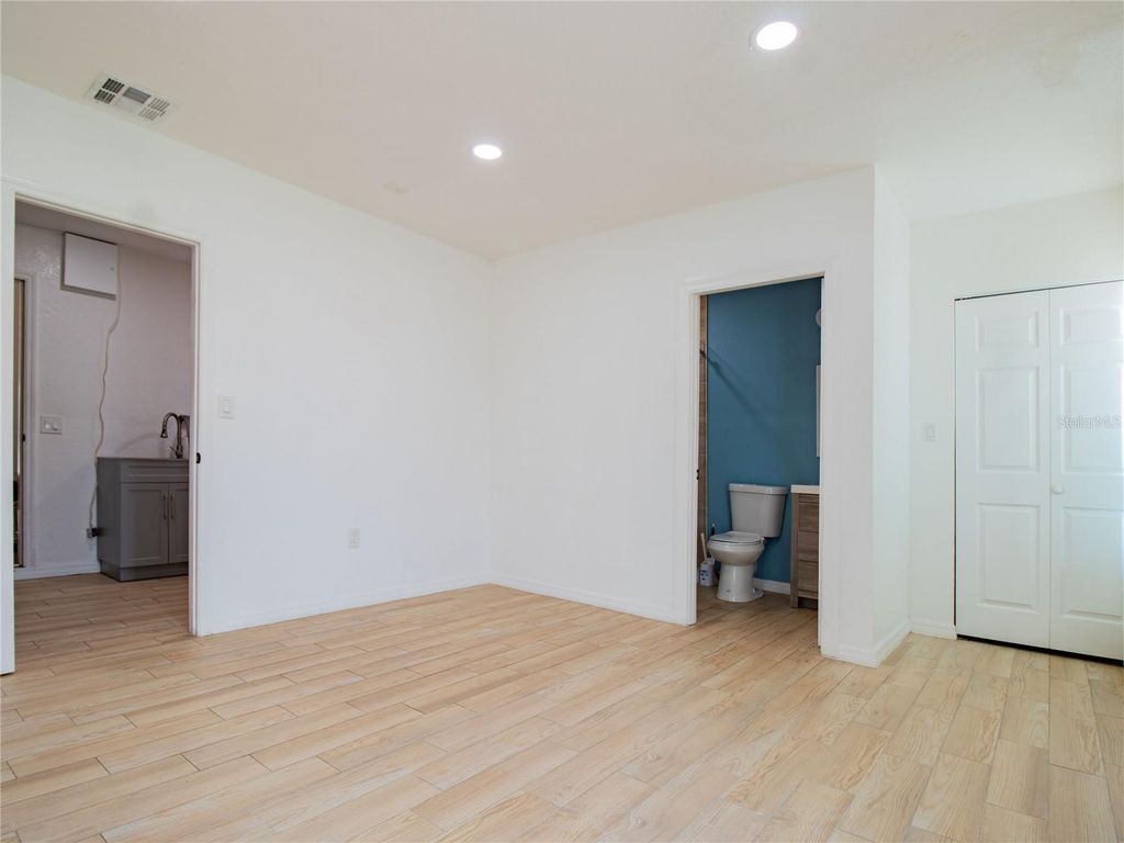 Image 22 of property listing at 31439 STIRRUP LANE, Wesley Chapel, FL 33543
