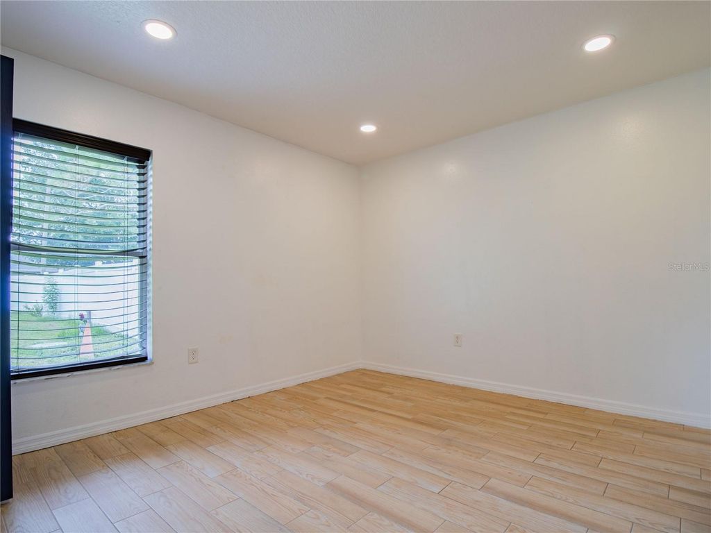 Image 28 of property listing at 31439 STIRRUP LANE, Wesley Chapel, FL 33543