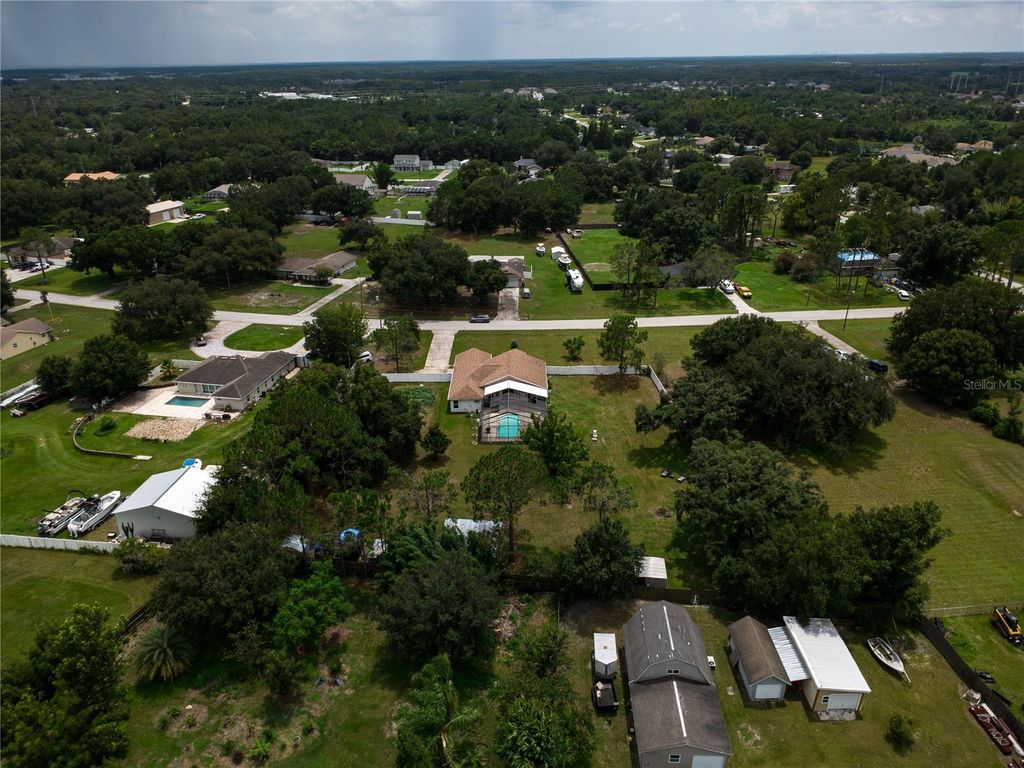Image 48 of property listing at 31439 STIRRUP LANE, Wesley Chapel, FL 33543
