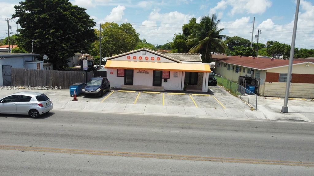 221 E 9th St, Hialeah, FL 33010