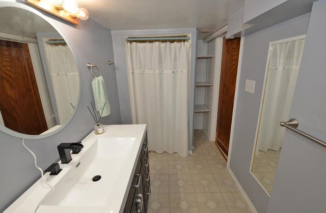 2906 Green STREET, Racine, WI 53402