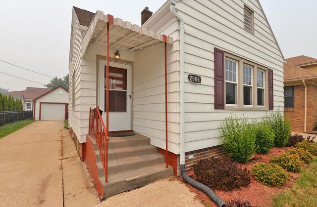 2906 Green STREET, Racine, WI 53402