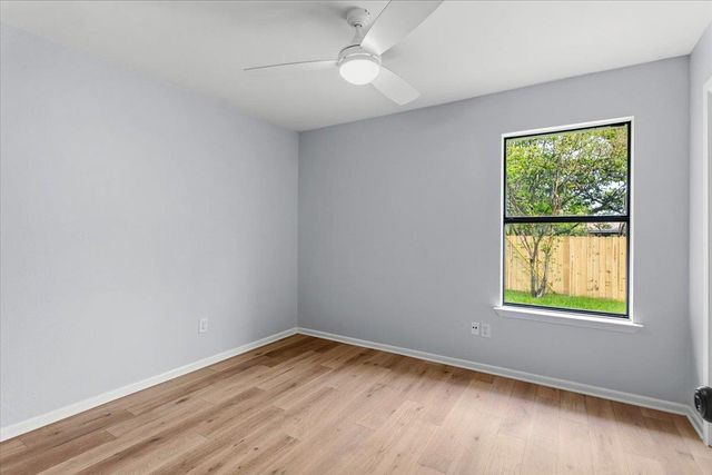 6209 Sun Vista DR, Austin, TX 78749