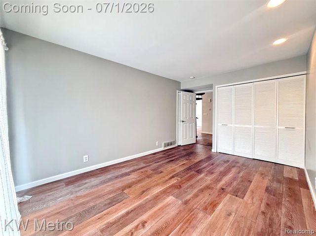 799 Emmons Avenue, Birmingham, MI 48009