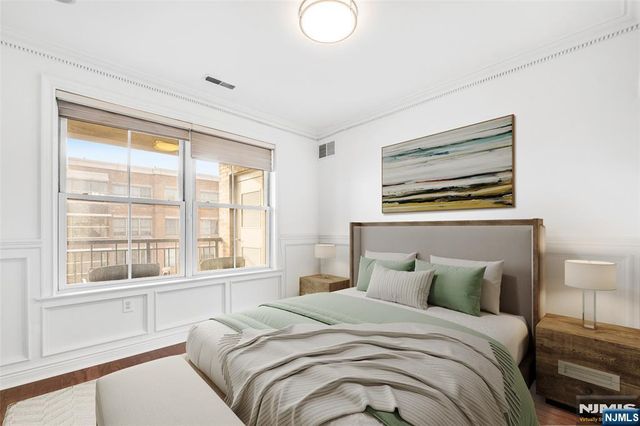 22 Ave At Port Imperial 403, West New York, NJ 07093