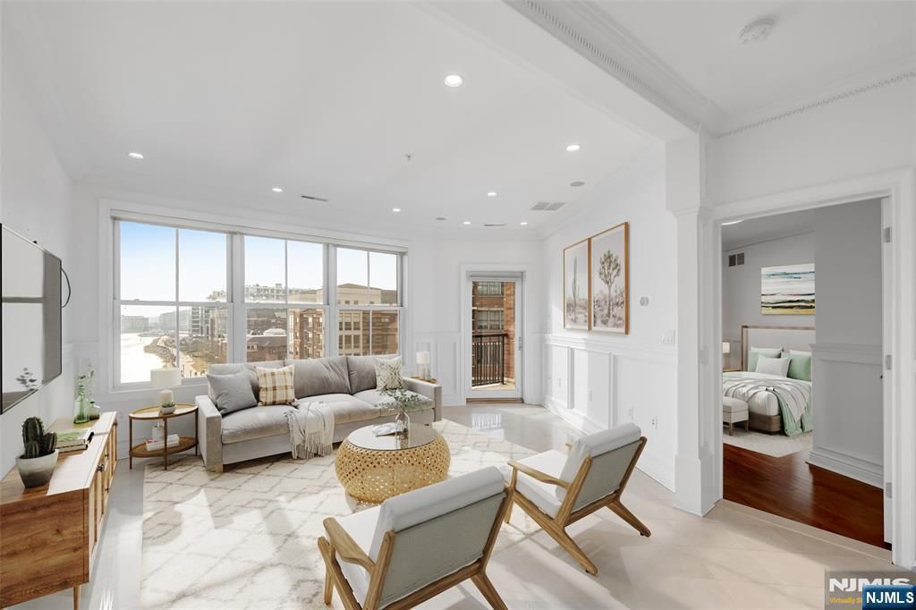 22 Ave At Port Imperial 403, West New York, NJ 07093