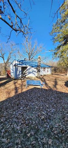 411 11th Street, Crocker, MO 65452