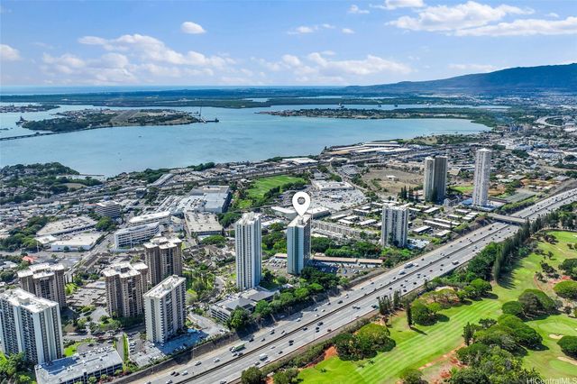 98-402 Koauka Loop 202, Aiea, HI 96701