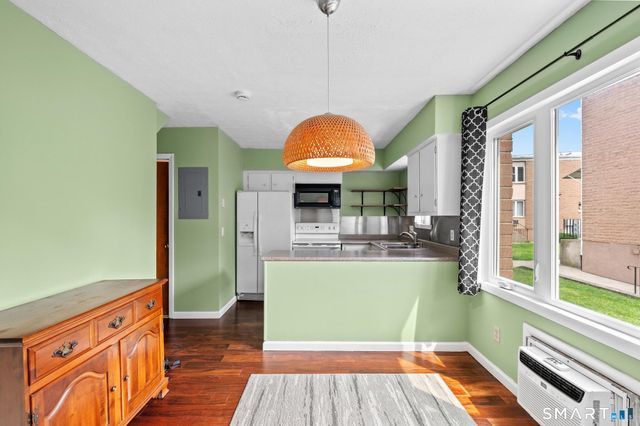 120 Wooster Street Q, New Haven, CT 06511