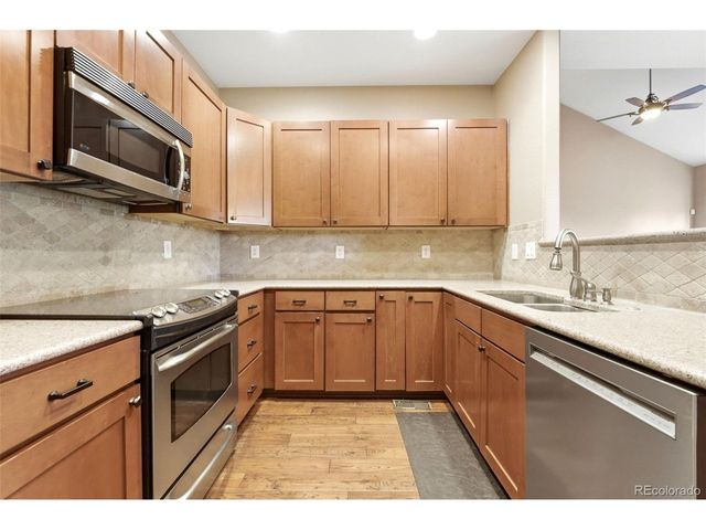 854 Ironspur Ct, Castle Rock, CO 80108