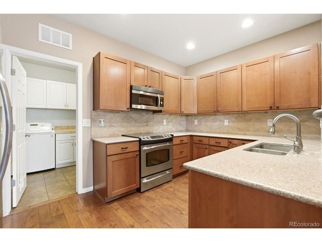854 Ironspur Ct, Castle Rock, CO 80108