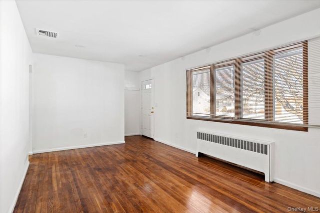 119 S 6th Street, Bethpage, NY 11714