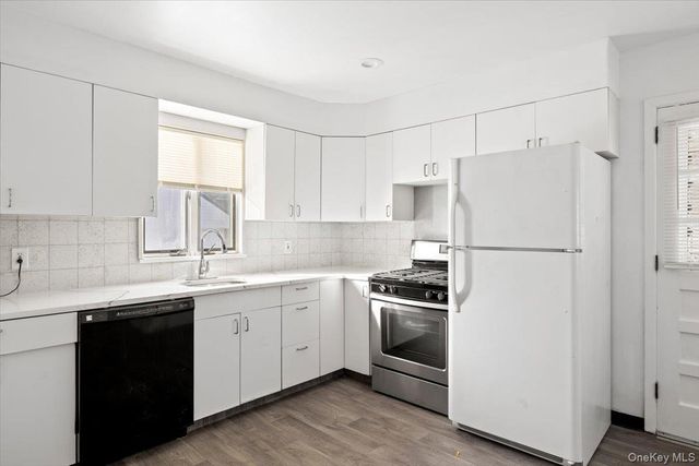 119 S 6th Street, Bethpage, NY 11714