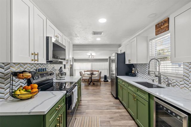 8821 VAN FLEET ROAD, Riverview, FL 33578