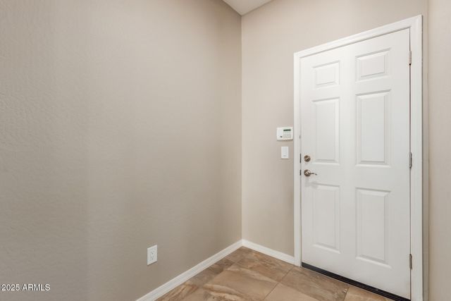 10061 E THATCHER Avenue, Mesa, AZ 85212