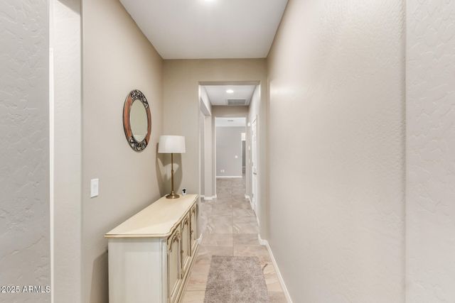 10061 E THATCHER Avenue, Mesa, AZ 85212