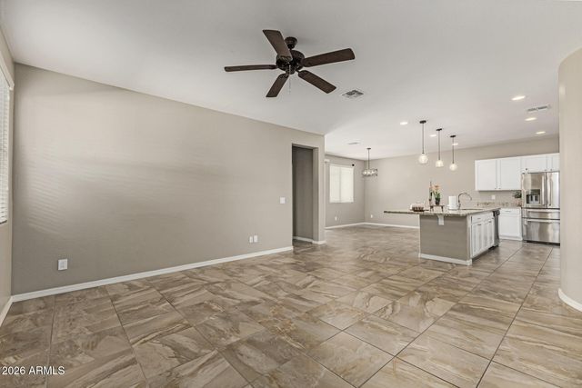 10061 E THATCHER Avenue, Mesa, AZ 85212