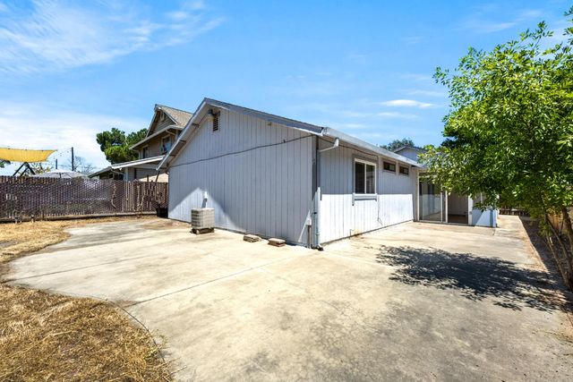 3449 Altos Ave, Sacramento, CA 95838