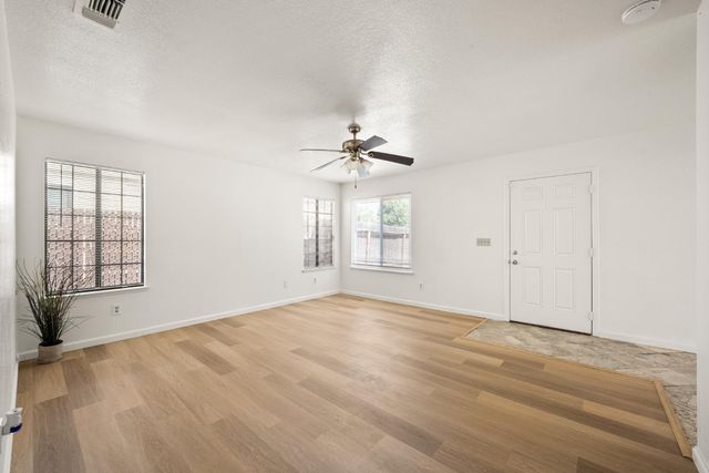 3449 Altos Ave, Sacramento, CA 95838