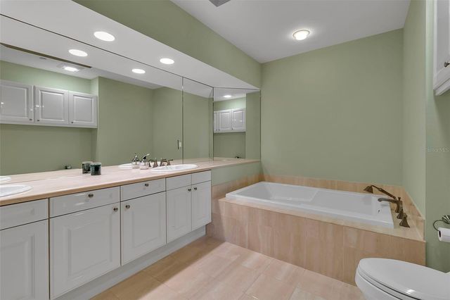 1241 GULF OF MEXICO DRIVE 109, Longboat Key, FL 34228