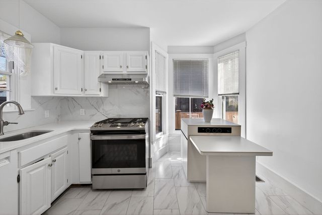 171A Lowell Ave A, Newton, MA 02460