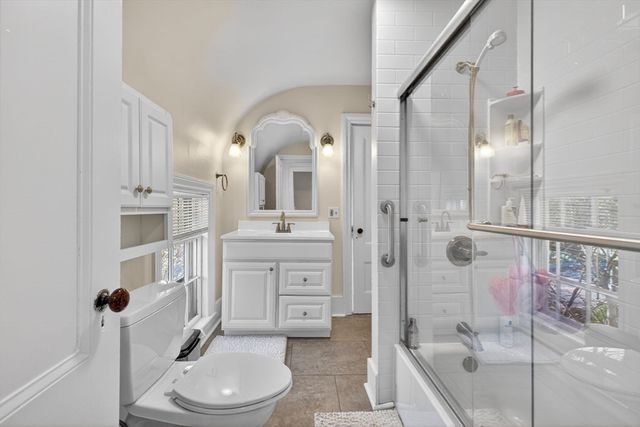 171A Lowell Ave A, Newton, MA 02460