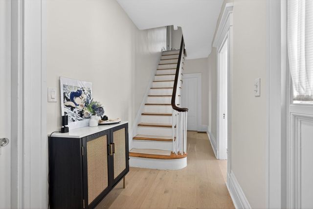 171A Lowell Ave A, Newton, MA 02460