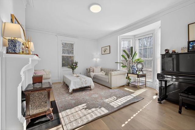 171A Lowell Ave A, Newton, MA 02460