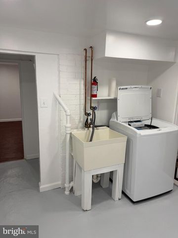 6205 29TH ST NW, Washington, DC 20015