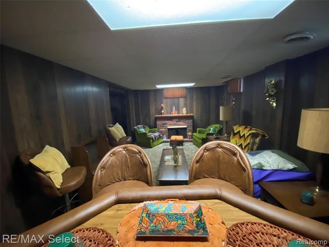 808 Mann Avenue, Flint, MI 48503