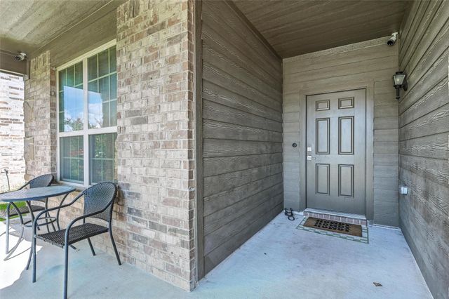 10525 Wild Meadow Way, Fort Worth, TX 76108