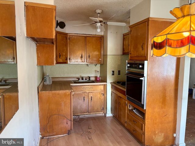 907 E PHIL ELLENA ST, Philadelphia, PA 19150