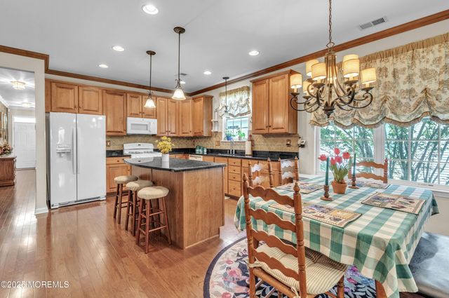 57 Chesterfield Drive, Jackson, NJ 08527