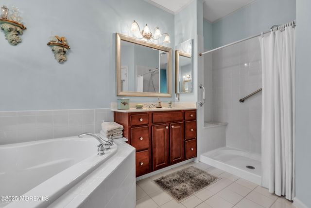 57 Chesterfield Drive, Jackson, NJ 08527