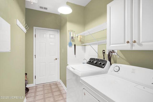 57 Chesterfield Drive, Jackson, NJ 08527